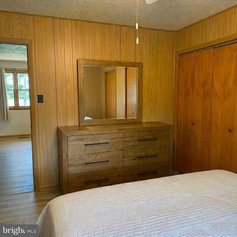 890 STONEY POINT RD, East Berlin, PA 17316