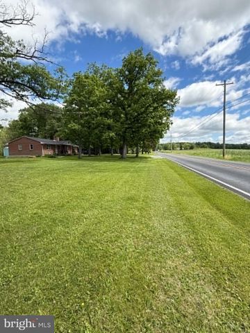 890 STONEY POINT RD, East Berlin, PA 17316