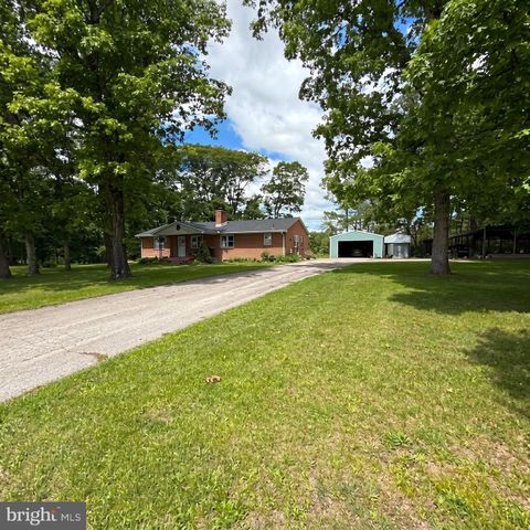 890 STONEY POINT RD, East Berlin, PA 17316