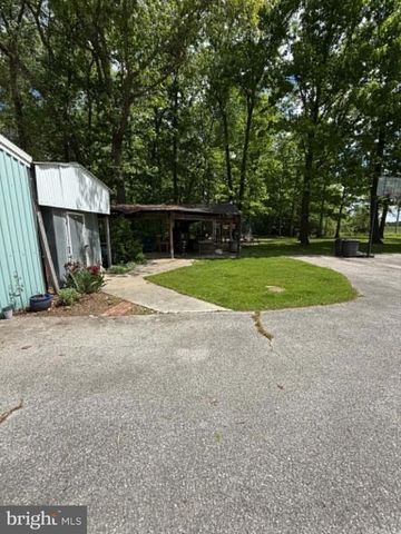 890 STONEY POINT RD, East Berlin, PA 17316