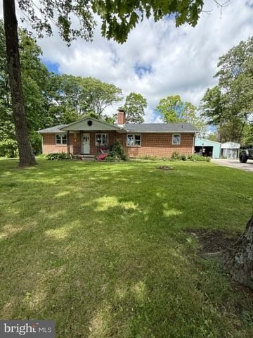 890 STONEY POINT RD, East Berlin, PA 17316
