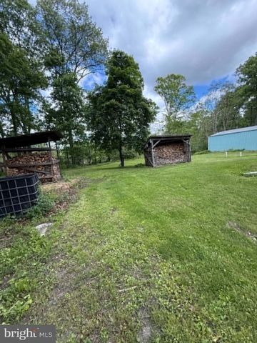 890 STONEY POINT RD, East Berlin, PA 17316
