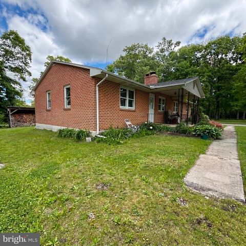 890 STONEY POINT RD, East Berlin, PA 17316
