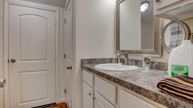 32 Hevron Road, Santa Claus, IN 47579