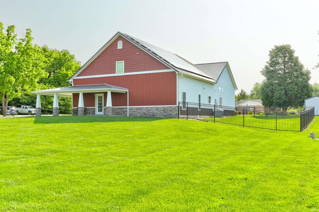 32 Hevron Road, Santa Claus, IN 47579