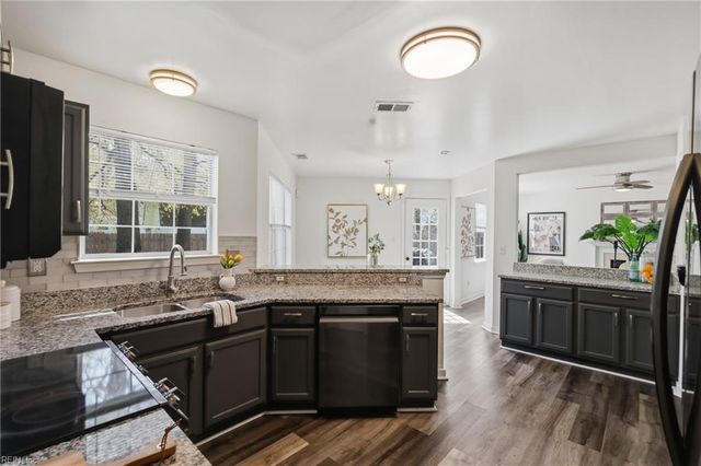 813 Sheffield ST, Hampton, VA 23666