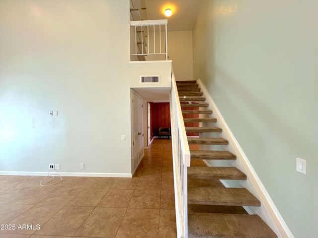 970 E Lobster Trap Lane, Tempe, AZ 85283