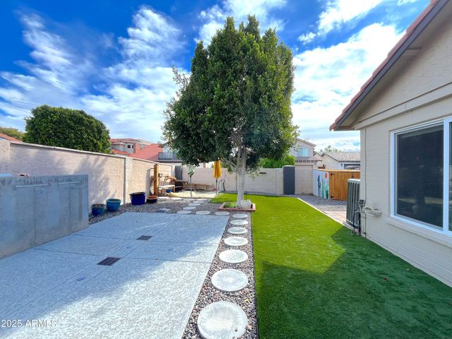 970 E Lobster Trap Lane, Tempe, AZ 85283