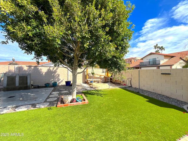 970 E Lobster Trap Lane, Tempe, AZ 85283