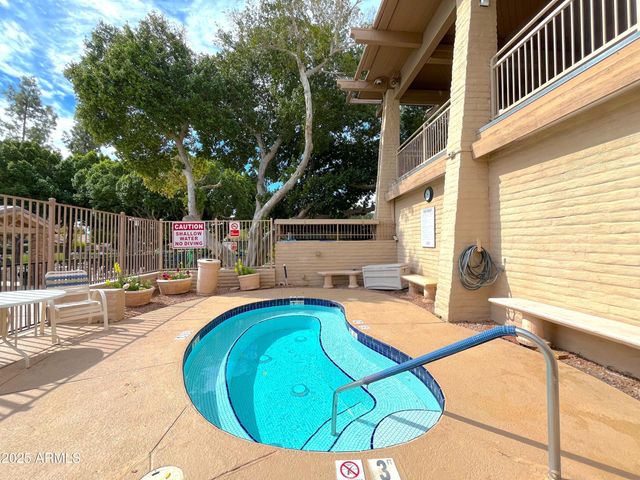 970 E Lobster Trap Lane, Tempe, AZ 85283