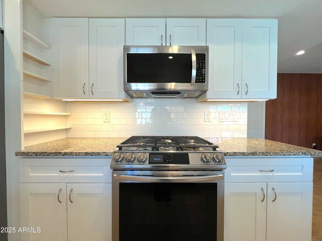 970 E Lobster Trap Lane, Tempe, AZ 85283