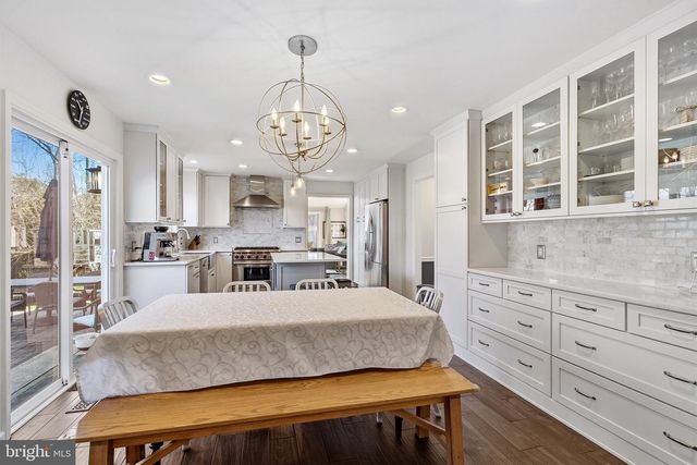 29 SUFFOLK LN, Princeton Junction, NJ 08550