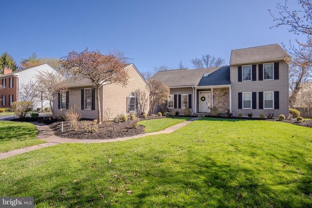 29 SUFFOLK LN, Princeton Junction, NJ 08550