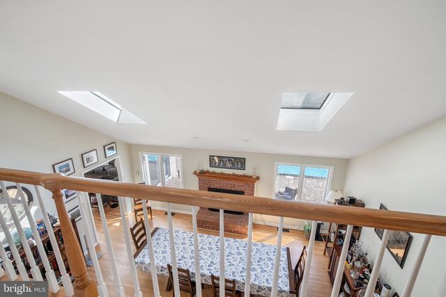 29 SUFFOLK LN, Princeton Junction, NJ 08550