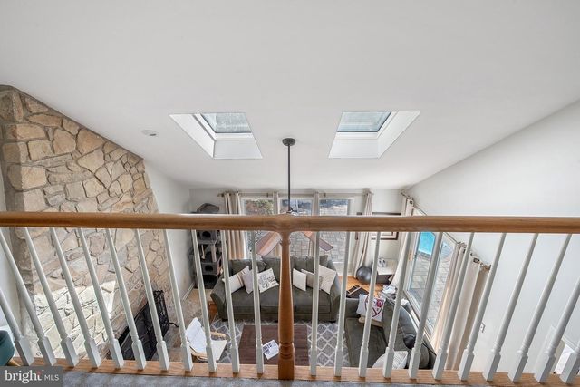 29 SUFFOLK LN, Princeton Junction, NJ 08550