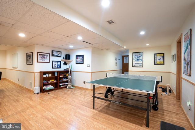 29 SUFFOLK LN, Princeton Junction, NJ 08550