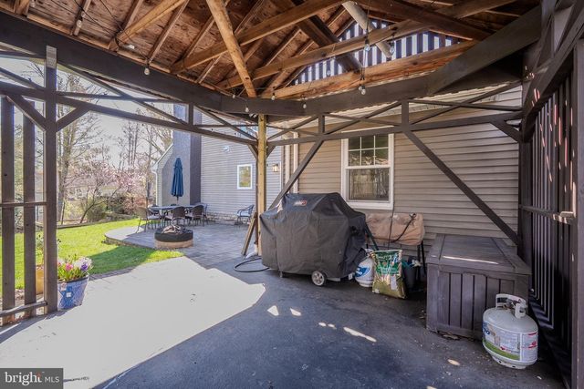 29 SUFFOLK LN, Princeton Junction, NJ 08550
