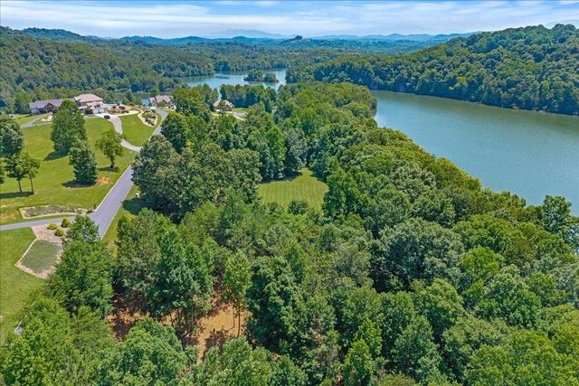 16 Copper Still Way Drive, Madisonville, TN 37354