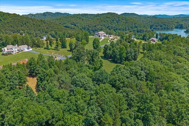 16 Copper Still Way Drive, Madisonville, TN 37354