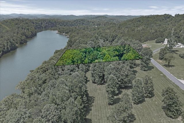 16 Copper Still Way Drive, Madisonville, TN 37354
