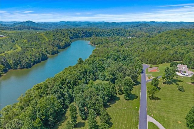 16 Copper Still Way Drive, Madisonville, TN 37354