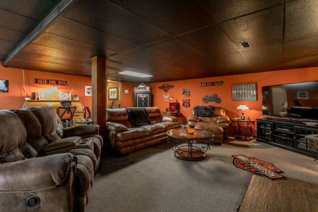 2626 MEADOWVIEW DR, Jefferson City, MO 65109