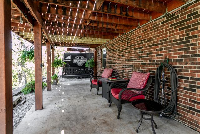 2626 MEADOWVIEW DR, Jefferson City, MO 65109