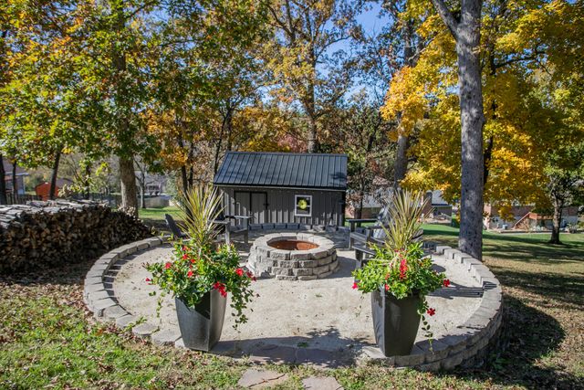 2626 MEADOWVIEW DR, Jefferson City, MO 65109