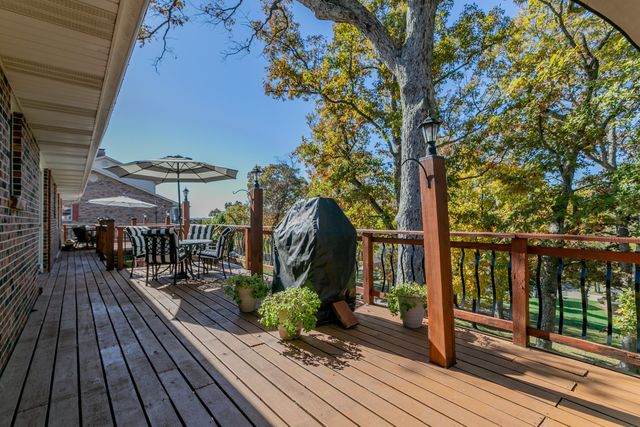 2626 MEADOWVIEW DR, Jefferson City, MO 65109