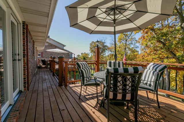 2626 MEADOWVIEW DR, Jefferson City, MO 65109