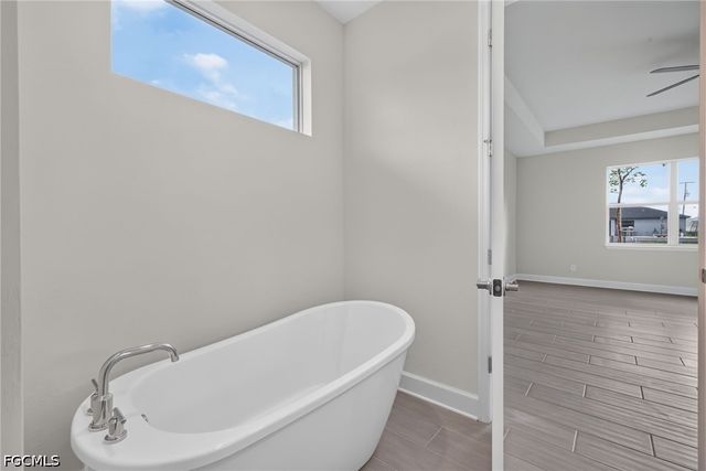 633 SW 13th ST, Cape Coral, FL 33991