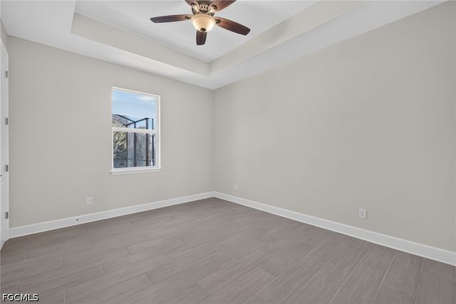 633 SW 13th ST, Cape Coral, FL 33991