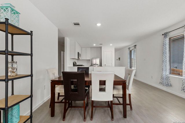 542 Kathleen Pike, San Antonio, TX 78253