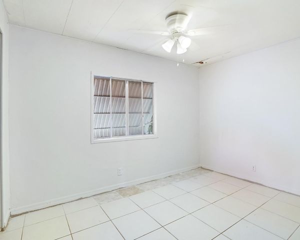 5863 SW 29th Avenue, Fort Lauderdale, FL 33312