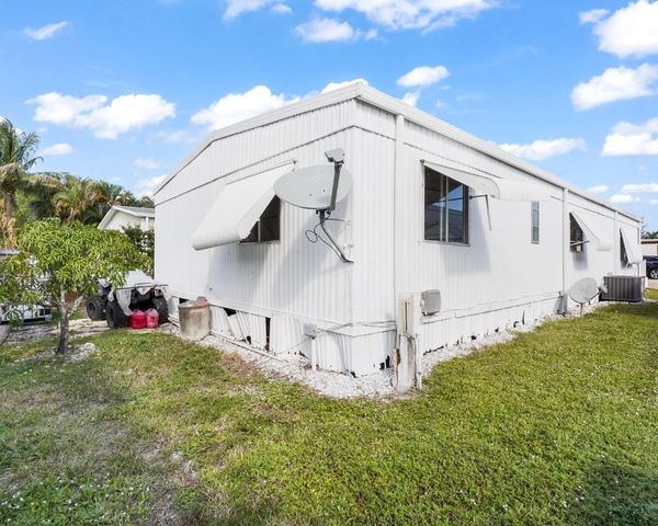 5863 SW 29th Avenue, Fort Lauderdale, FL 33312