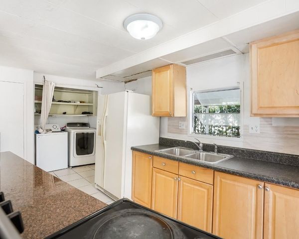 5863 SW 29th Avenue, Fort Lauderdale, FL 33312