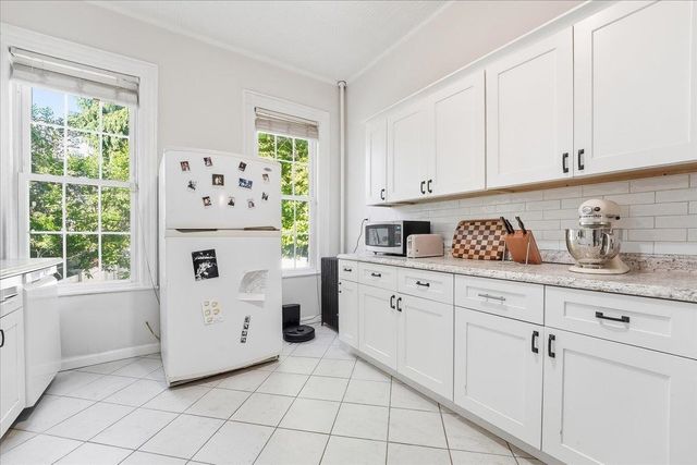20 FLEET ST, Jc, Heights, NJ 07306