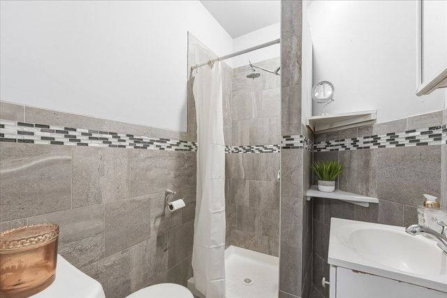20 FLEET ST, Jc, Heights, NJ 07306
