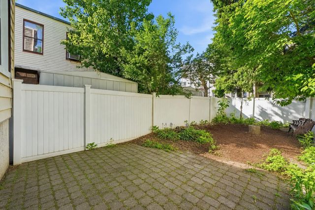 20 FLEET ST, Jc, Heights, NJ 07306