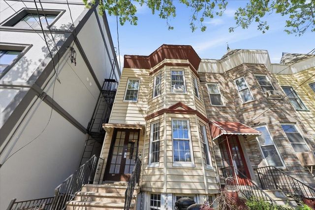 20 FLEET ST, Jc, Heights, NJ 07306