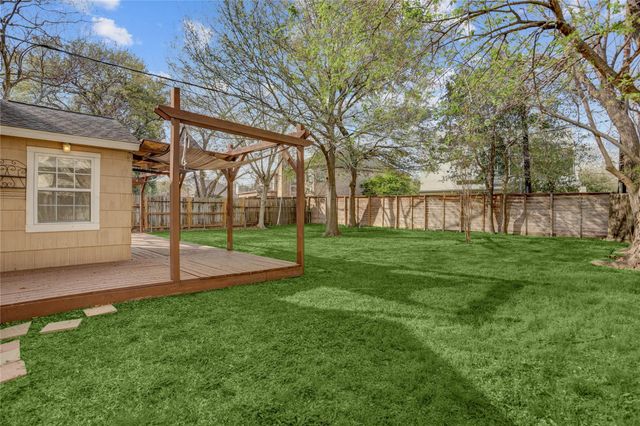 4708 Mayfair Street, Bellaire, TX 77401