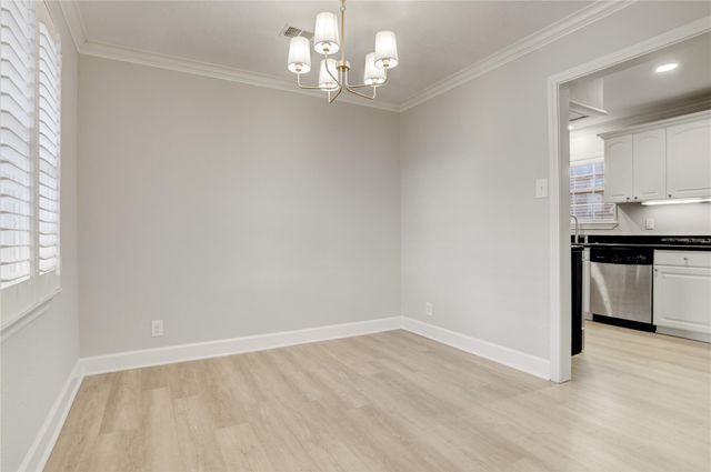 4708 Mayfair Street, Bellaire, TX 77401