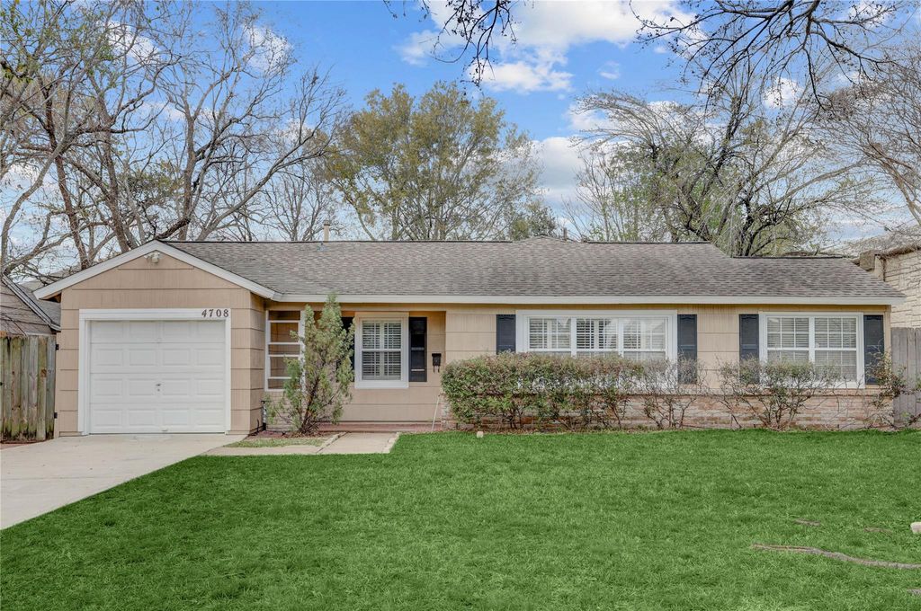 4708 Mayfair Street, Bellaire, TX 77401