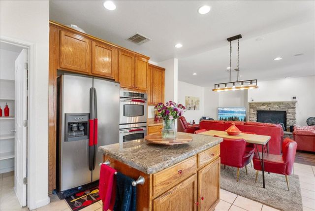 11855 Larisa Way, Rancho Cordova, CA 95742