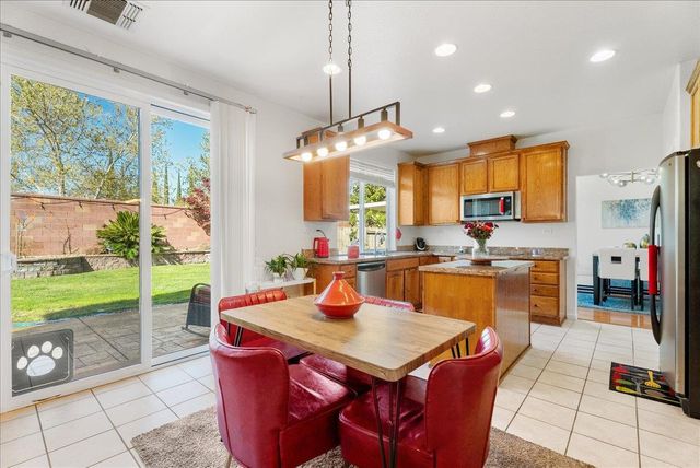 11855 Larisa Way, Rancho Cordova, CA 95742