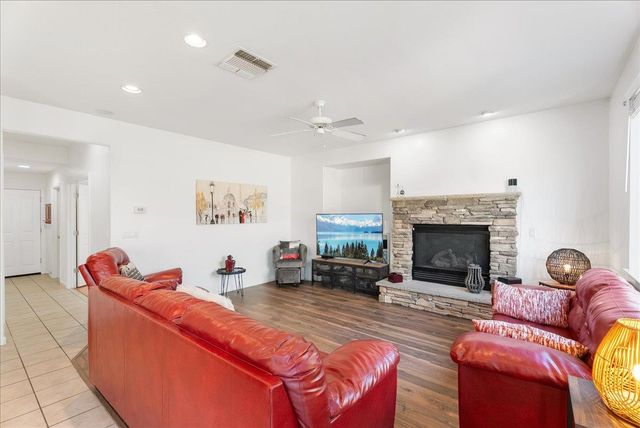 11855 Larisa Way, Rancho Cordova, CA 95742