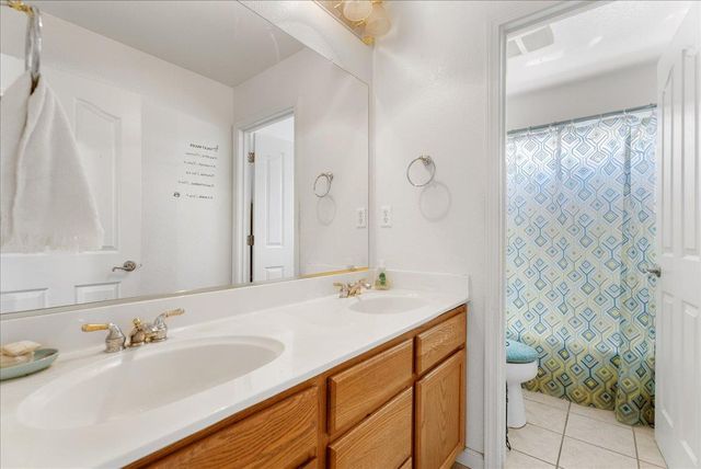 11855 Larisa Way, Rancho Cordova, CA 95742