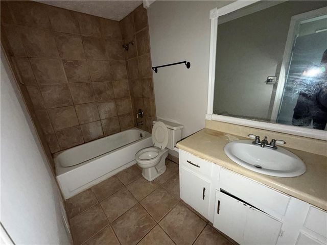2256 Turtle Club Drive NE, Marietta, GA 30066