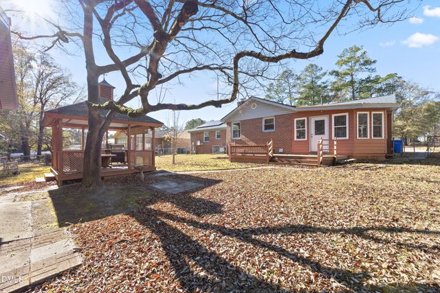 209 Haverhill Drive, Fayetteville, NC 28314