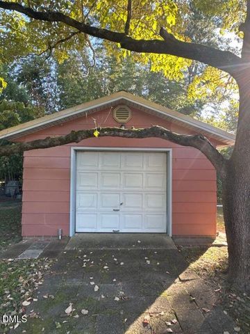 209 Haverhill Drive, Fayetteville, NC 28314